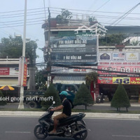 Bán Gấp Nhà Góc 2 Mặt Tiền Đường 2/4 Nha Trang 3 Tầng Đang Cho Thuê 28 Triệu/Tháng Gần Biển Chỉ 2 Phút