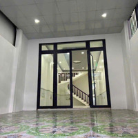 Bán Nhà:
Trệt 1 Lầu - Mặt Tiền Đường Nhật Tảo
(Gần Chợ Cái Răng 500M)
