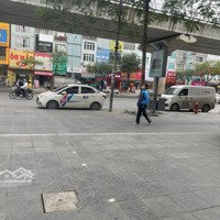 Mặt Phố Hồ Tùng Mậu - Nhà 6 Tầng Có Thang Máy - Nhà Đẹp Như Khách Sạn - Giá Chỉ Hơn 20 Tỷ