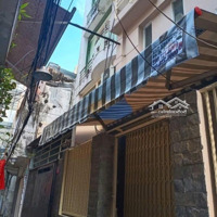 Nhà Hẻm 3 Gác Trần Quang Diệu, Nhiều Phòng Ngủ Chỉ Với 15 Triệu/Th
