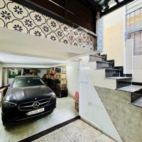 Gấp Bán Villa Sân Vườn - Đường 6M Có Lề - 4X15M - Hầm 3 Lầu Xe Hơi Ngủ Nhà - Nhà Cực Chill - 10.8Tỷ