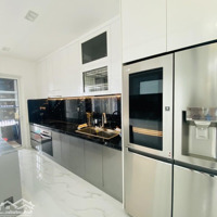 Sunrise City View 3 Phòng Ngủgiá 25 Triệu/Tháng Tel 0911339012