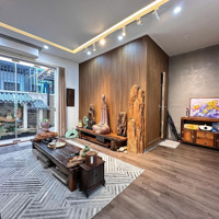 Bán Biệt Thự 105M Có Thang Máy Tại Vinhomes Marina