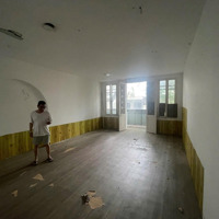 Cho Thuê Mbkc Phố Hàng Chuối 50M2 X 2 Tầng,Mặt Tiền5M, Riêng Biệt, Thông Sàn Giá 40 Triệu/Tháng