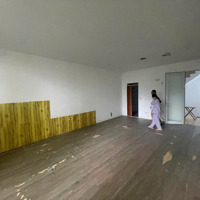 Cho Thuê Mbkc Phố Hàng Chuối 50M2 X 2 Tầng,Mặt Tiền5M, Riêng Biệt, Thông Sàn Giá 40 Triệu/Tháng