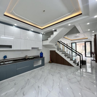 Bán Nhà 4 Tầng Diện Tích 60M Khu Tái Định Cư Hồ Đá, Sở Dầu, Hồng Bàng Giá Bán 4,68 Tỷ. Liên Hệ: 0977942670