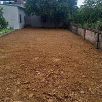 -Chính Chủ Gửi E Bán Mảnh Đất Trục Chính Tại Thôn 2 Xã Phú Cát -Quốc Oai-Hà Nội -Tổngdiện Tích200M2 Th