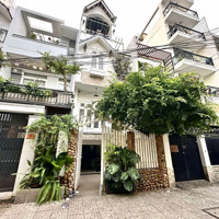 Bán Biệt Thự Bình Thạnh - 1 Hầm 4 Lầu - Xe Hơi Quay Đầu - 5 Pn - Đ. Nguyên Hồng - Gần 80M2