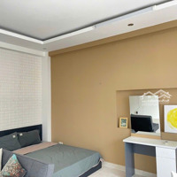 Cho Thuê Căn Hộ Cửa Sổ Ngay Trung Tâm Gần Chợ Tân Định Và Bờ Kè Hoàng Sa - Trường Sa
