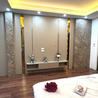 Nhà Ở Mới Đẹp Trên Phố Xuân La, Tây Hồ 5 Tầng, Sổ Vuông, Đủ Tiện Nghi, Sách Vali Về Ở Ngay