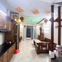 Sot! Hơn 5 Tỷ Nhà Đẹp Ở Ngay - Gần Phố - Chợ - Trường Học - Tiện Ích Bạt Ngàn