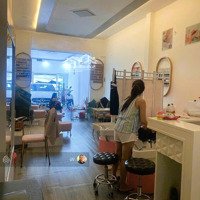 Bán Nhà Mặt Tiền Đường Bình Chiểu Gần Trạm Y Tế Phường Đang Khai Thác Kinh Doanh, Giá Bán 8.2 Tỷ