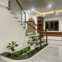 Cho Thuê Nhà Đầy Đủ Nội Thất Mới Hoàn Thiện 4 Phòng Ngủ 15 Triệu Sun Casa Central