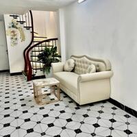 BÁN GẤP NHÀ KHÂM THIÊN 28m2, 5 TẦNG MẶT TIỀN 3,1m GIÁ  6.2 TỶ