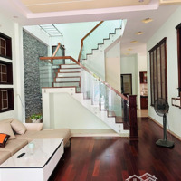 Bán Biệt Thự Đường Hoàng Hiệp, Hòa Xuân, Đà Nẵng 2.5 Tầng,Diện Tích200M Giá Bán 10.5 Tỷ