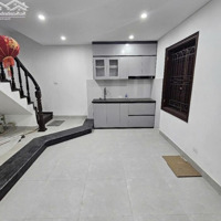 Lò Đúc - Hiếm - Ở Sướng - Sân Để Xe Rộng - 38M2 - Chỉ 7.2 Tỷ
