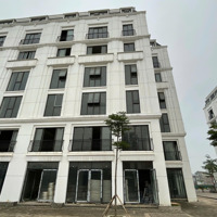 Cần Bán Gấp Nhà Shophouse Căn Góc Ngay Cổng Vào Dự Án Cát Tường Smart City - Yên Phong, Bắc Ninh