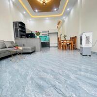 Nhà mới, đẹp ngay chợ Thanh Hoá, 3pn, sổ riêng, đất hồng, chỉ 2tỷ390