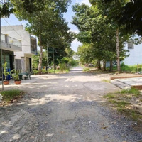 Bán Gấp Lô Đất 100M2 Kdc 135, Đường 10, Bến Lức, Giá Bán 2,3 Tỷ. Liên Hệ: 0902.396.003