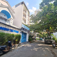 Bán Biệt Thự Đường 64, Thảo Điền, Q2 Ngay Ch Tropic Garden Cách Nvh 400M 155M2 (8.5X18) 3 Tầng 32Tỷ