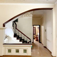 Bán Nhà Tôn Đức Thắng Phân Lô Ô Tô Vỉa Hè - 2 Mặt Ngõ -Diện Tích 50M2 4 Tầng (Mt)4.1M Giá Bán 19 Tỷ