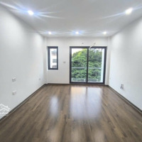 Cần Bán Gấp Nhà Bát Khối 36M² X 5 Tầng,Gần Aeon, Phố Trạm,Nhỉnh 6 Tỷ,Gần Aeon,Thiết Kế Hiện Đại