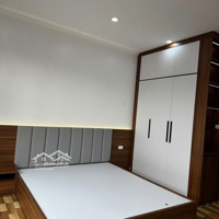 Cho Thuê Nhà 6 Tầng Ở Cầu Diễn, Thang Máy, Full Đồ Mới Tinh.