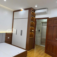 Cho Thuê Nhà 6 Tầng Ở Cầu Diễn, Thang Máy, Full Đồ Mới Tinh.