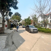 Siêu Phẩm Biệt Thự - Diện Tích Rộng - Nhà Cán Bộ Cấp Cao - Ở, Làm Vp Vượng Lộc