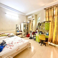 Định Cư Bán Nhà Mặt Tiền Duy Tân 5 Tầng Vị Trí Đẹp - Ít Nhà Bán. Ngay Hvb - Nguyễn Văn Trỗi.