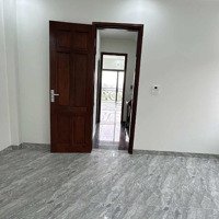 Cần Bán Nhà Đẹp Ngũ Hiệp 67M X 5 Tầng Giá Hơn 6 Tỷ. Gara Ô Tô, Nhà Mới Ở Ngay.