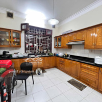 Bán Nhà Phố Hoàng Cầudiện Tích50M2 5 Tầng Giá Bán 16.1 Tỷ - Ô Tô Đỗ Cửa - Dân Xây Lh E. Trường 0985342385