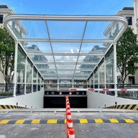 Gấp! Sang Nhượng Ngay Căn Phố Đi Bộ Vạn Phúc City 7X22M, Hầm + 5 Tầng (920M2) Vị Trí Đắc Địa