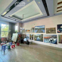 Hạ Chào 1 Tỷ Còn 16,5 Tỷ Biệt Thự 5 Tầngdiện Tíchđất 188M2 Ngang 9M Đường Thanh Thủy, Đà Nẵng Sát Biển