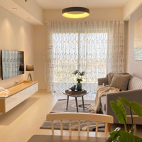Chính Chủ Cần Bán Gấp Chung Cư Vĩnh Hội Quận 4Diện Tích70M2 2 Phòng Ngủ 2 Vệ Sinhgiá Bán 1Tỷ860 Nội Thất Đầy Đủ, Đã Có Sổ