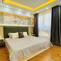 Bán Nhà Hẻm Xe Hơi Thông Trường Sa Huỳnh Văn Bánh, 4X16M, 3 Tầng St, Giá Bán 14.5 Tỷ