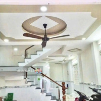 Bán Nhà Dĩ An Cạnh Trung Tâm Hành Chính Dĩ An