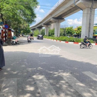 Mặt Phố Hoàng Cầu, Ô Tô Kinh Doanh, Vỉa Hè Đá Bóng, 160M, 62 Tỷ