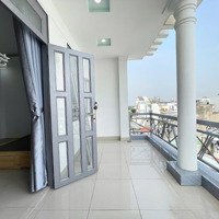 Studio Ban Công Trên Đường Lê Văn Khương