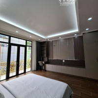 Bán Gấp Nhà Văn Phú Hà Đông, Vị Trí Kinh Doanh, 54M 7 Tầng Giá Bán 19.8 Tỷ
