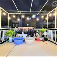 10 TỶ TL - NHÀ QUẬN 10 NGAY KHU CHỢ HOA - XE HƠI 7C THÔNG - TIỆN MỞ VP CTY - 45M2 3PN LỚN