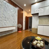 Bán Nhà Vip Giáp Ranh Quận Hoàn Kiếm - Hai Bà Trưng, Cực Hiếm Nhà Bán. 3 Ngủ, Kdoanh Tốt. Nhỉnh 6Tỷ