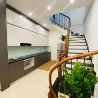 Gấp Gấp Kim Giang 30M2,5 Tầng,Mới Đẹp,Gần Ô Tô Giá Chỉ 4.55 Tỷ