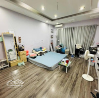 Thật 100% - Bán Nhà Đội Cấn, Ba Đình, Hà Nội - 38M2, 5 Tầng,Mặt Tiền4.4M. Nhà Đẹp, Vài Bước Ra Phố.