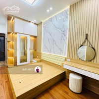 Siêu Phẩm Nhà Đẹp Kim Mã Quận Ba Đình - Nhà 2 Mặt Thoáng Vĩnh Viễn - Ô Tô Đỗ Tránh Cách Nhà 10M.