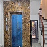 Bán Nhà Ngọc Hà Cạnh Công Viên Bách Thảo,Mấy Bước Ra Hồ Tây, Nhà Mới 6T Thang Máy Xịn, 4 Phòng Ngủkhép Kín.