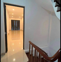 Bán Nhà Đội Nhân Ba Đìnhdiện Tích45M X 5T Xmặt Tiền3,3M Giá Bán 16,5 Tỷ Có Thương Lượng