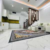 Chính Chủ Bán Nhà Riêng Ngõ 295 Bạch Mai, Giá Bán 5,9 Tỷ, 4 Tầng, 30M2, 3 Pn, 3Vs, Nhà Đẹp, Gần Oto Đỗ