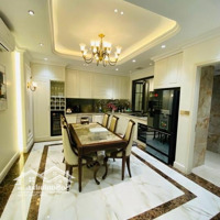 Duy Nhất Chỉ 18 Tỷ! Bán Đất Tặng Nhà Vạn Phúc - Liễu Giai - 65M2 - Phân Lô Ô Tô - Khu Hiếm - Vip