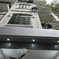 Duy Nhất Chỉ 18 Tỷ! Bán Đất Tặng Nhà Vạn Phúc - Liễu Giai - 65M2 - Phân Lô Ô Tô - Khu Hiếm - Vip